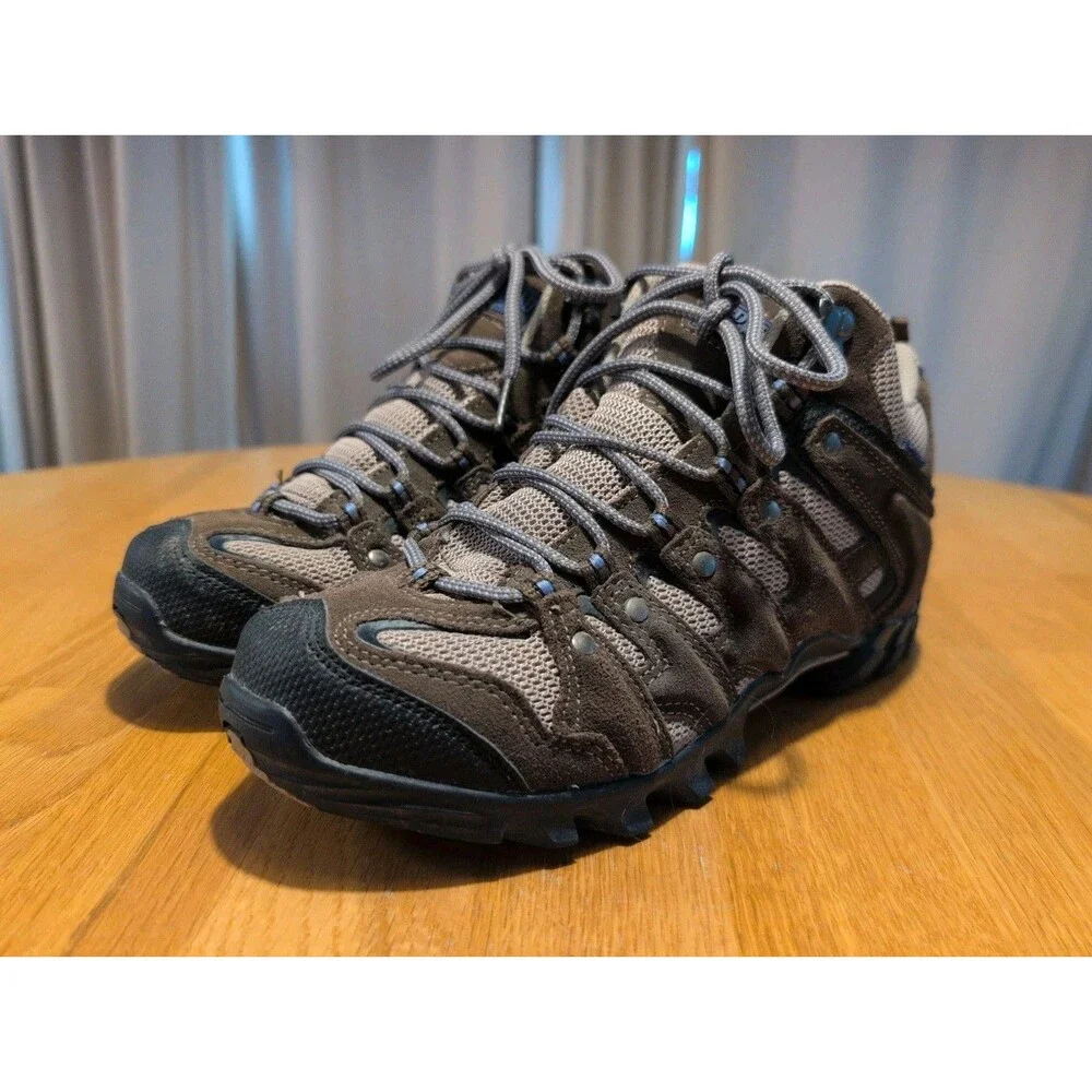 RedHead Women’s 7.5 Hiking Boots Waterproof Brown Suede Mid Great Condition!
